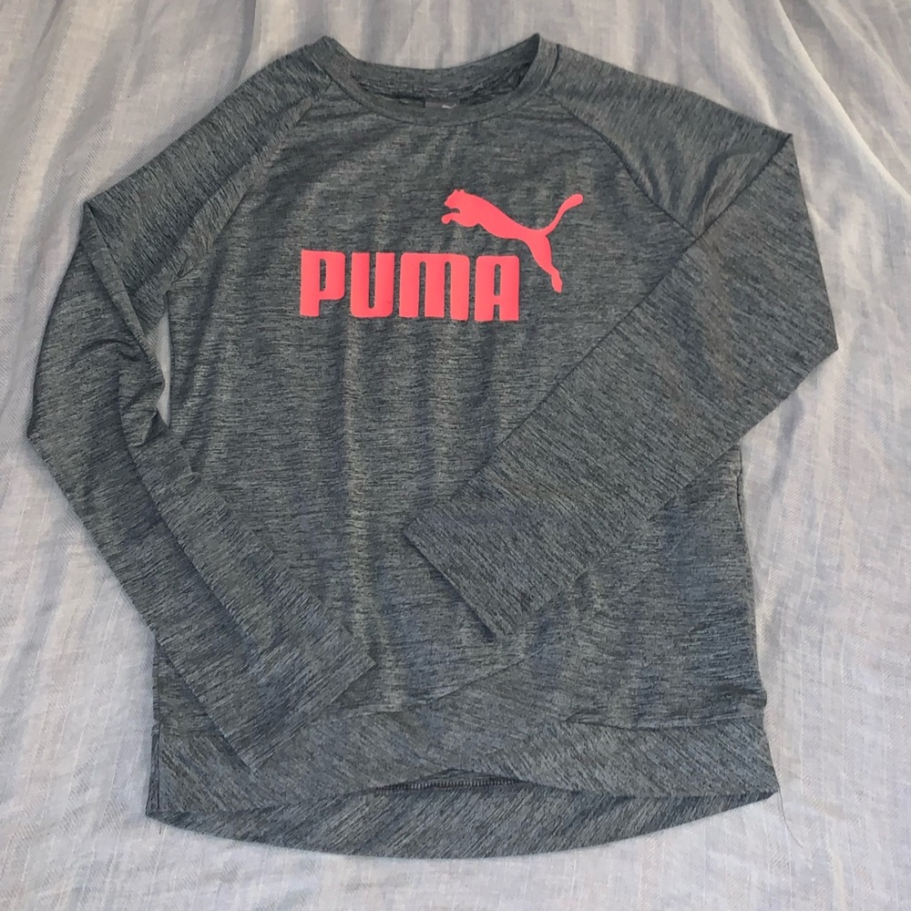 Super soft Puma athletic top
